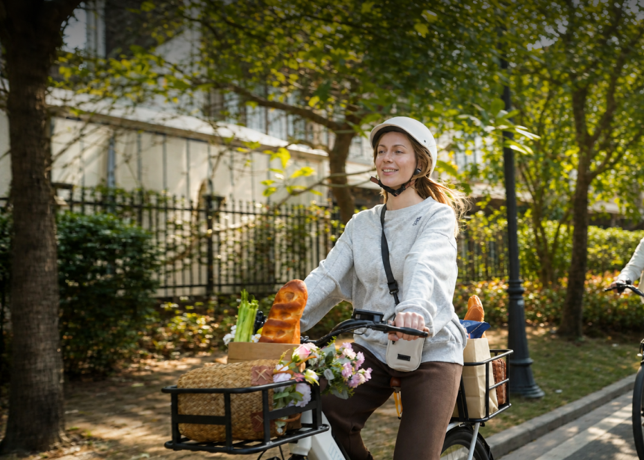 5 Steps to Choose the E-Bike or Scooter That Fits Your City Storage Needs