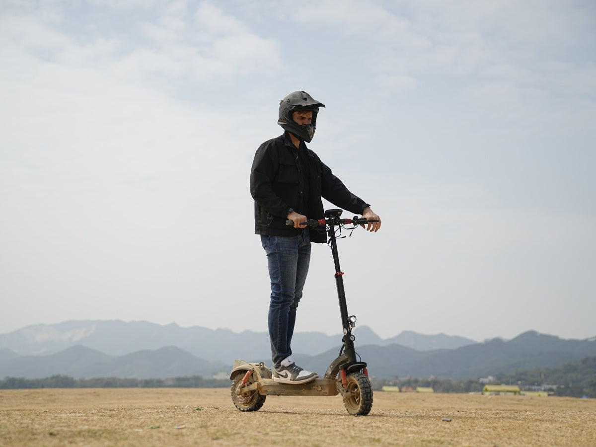 3 Durable Electric Scooters for Off-Road Conditions for Beginner (Tested & Rated)