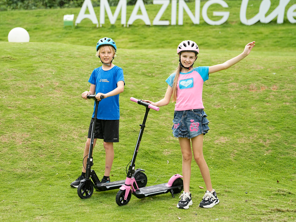 S7 Electric Scooter for Kids: A Fun, Adjustable Ride for Ages 8–14