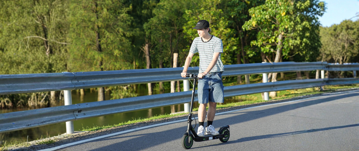 Best iSinwheel Electric Scooters for City Commuting and Daily Travel
