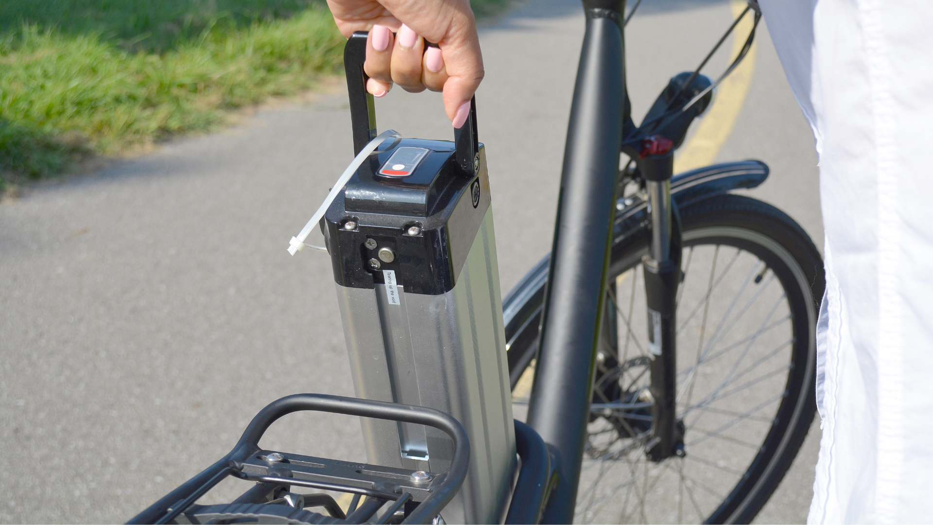 How to Remove E-Bike Battery