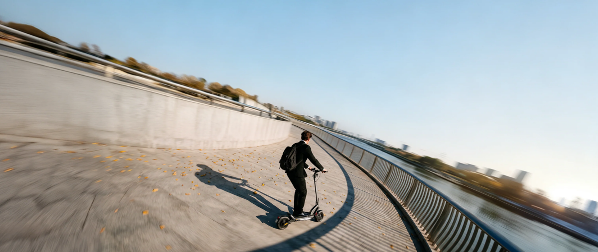 Electric Scooter Range Guide: How Far Can an iSinwheel Scooter Really Go?