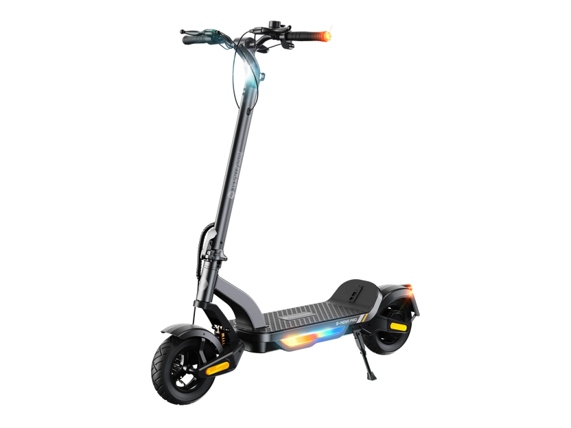 S Nova Pro Commuting Electric Scooter