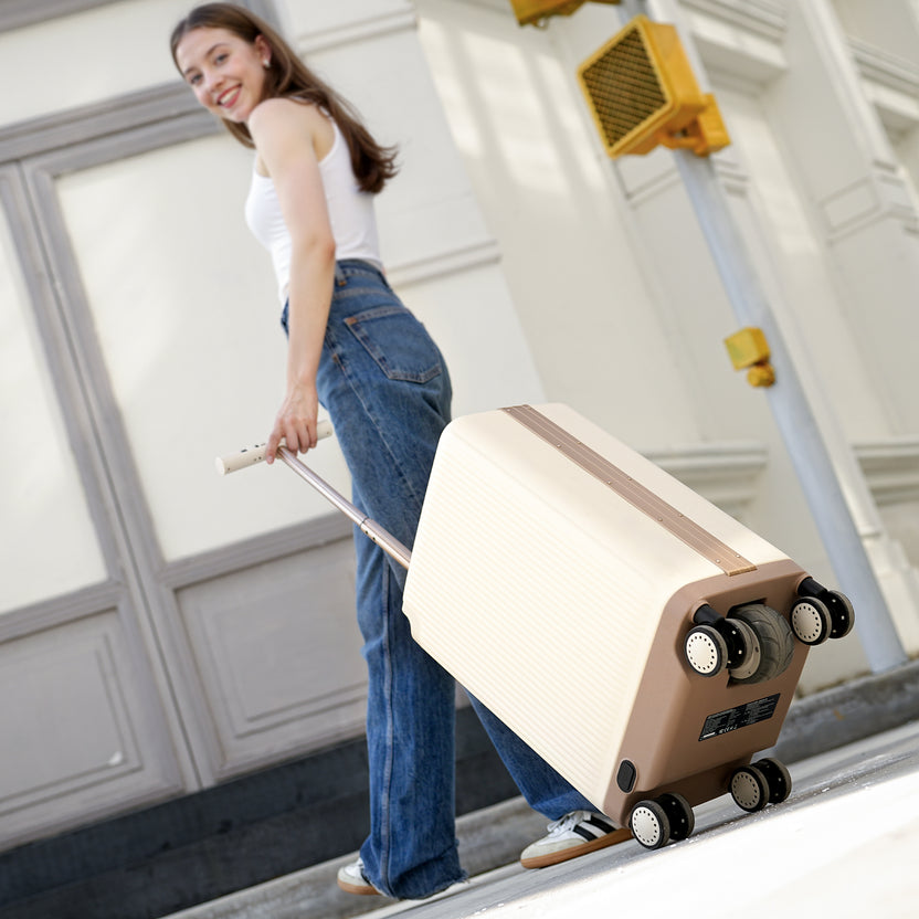 isinwheel Smart Rideable Luggage