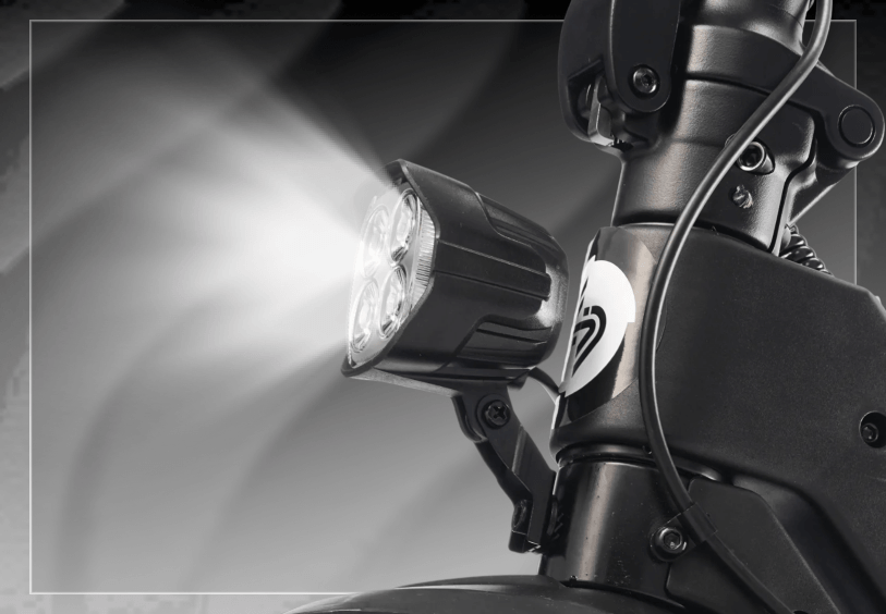 BRIGHT FRONT LIGHT