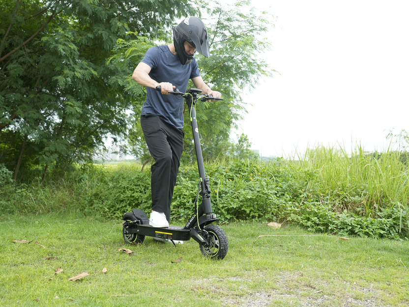 isinwheel S10Max High-End Commuting Electric Scooter 1000W 2026 Upgraded Version