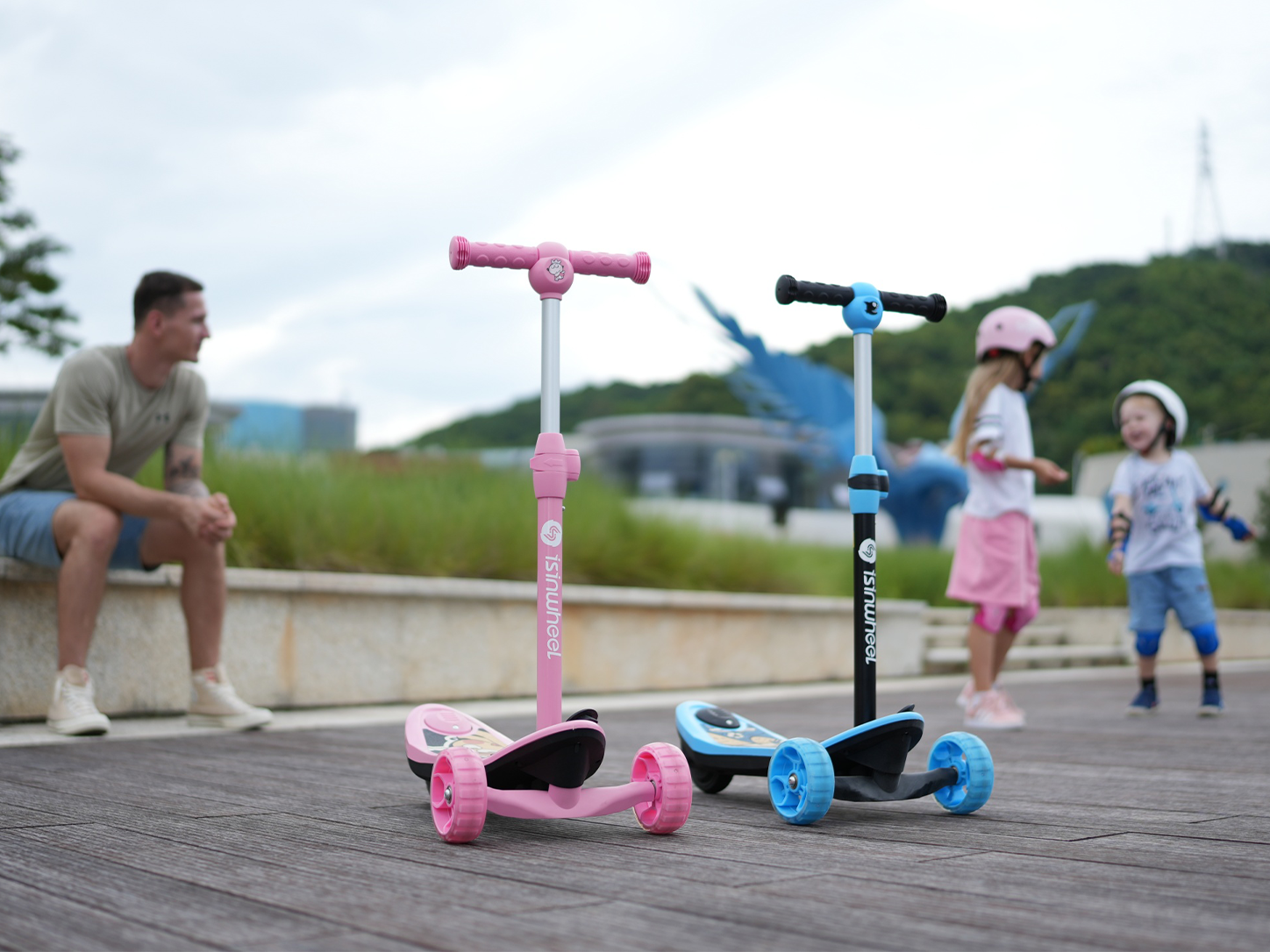 isinwheel 2-in-1 Mini Pro Electric Scooter for Kids